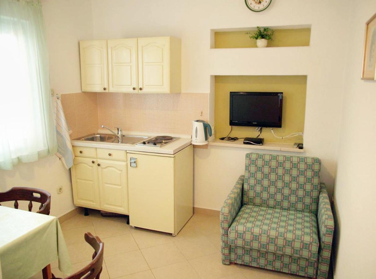 Apartments With A Parking Space Baska Voda, Makarska - 2709 ภายนอก รูปภาพ